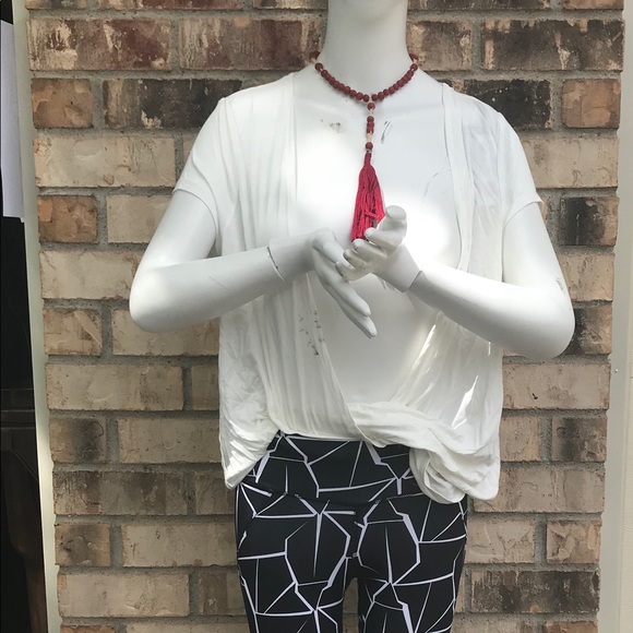 Yoga Pants NWT - Picture 2 of 5